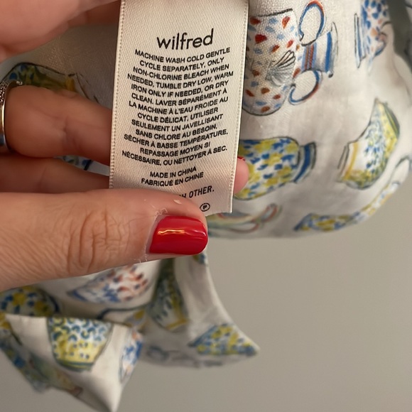 Aritzia Fatale Blouse Sand/Cobalt - Picture 12 of 14